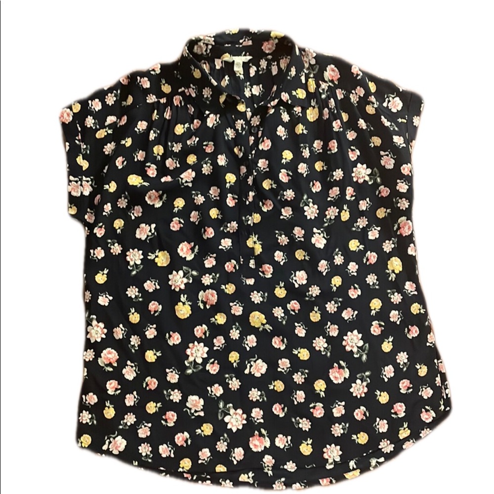 Lucky Short Sleeve Floral Blouse size S